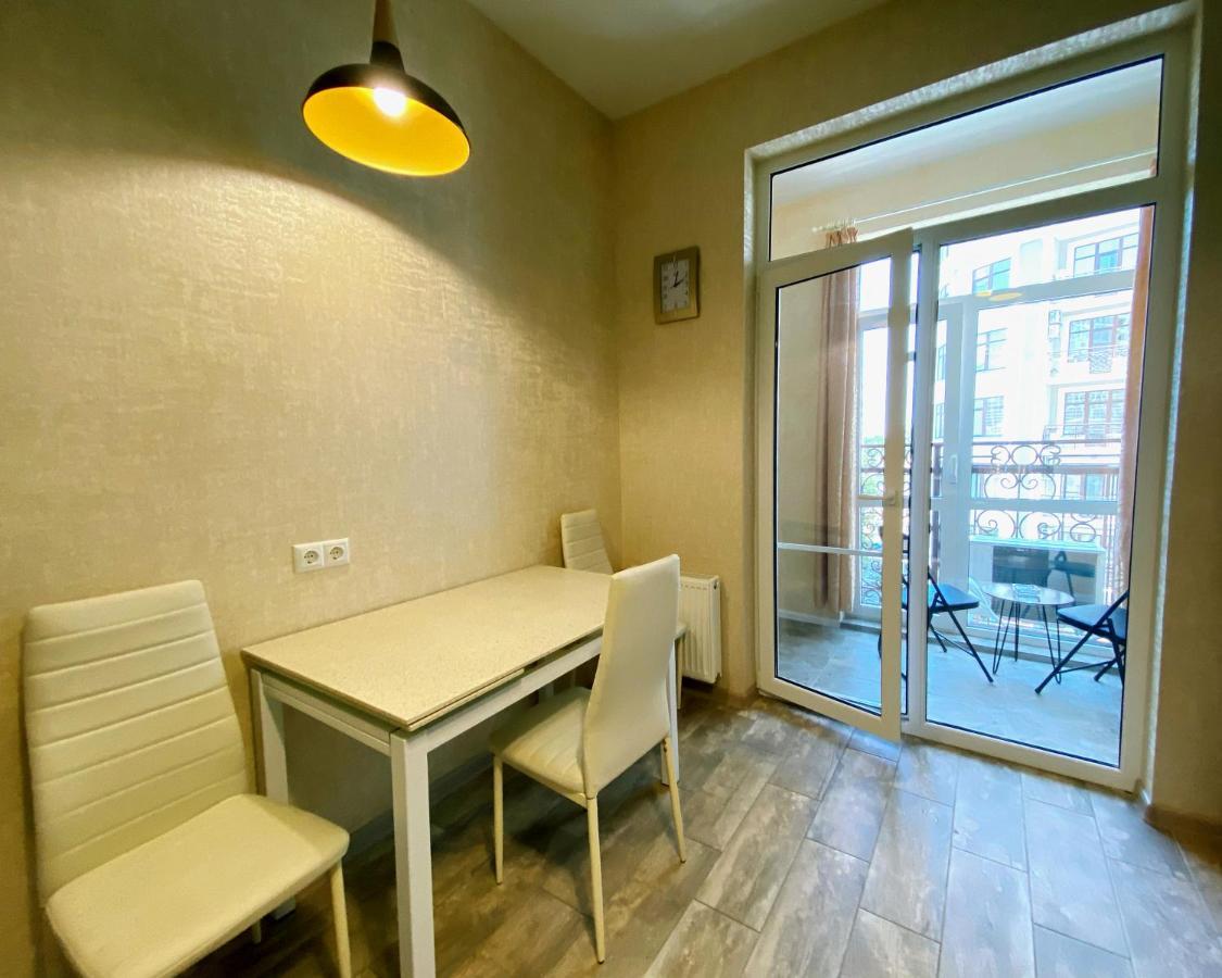 Italian Boulevard Modern Apartment Odessa Eksteriør bilde
